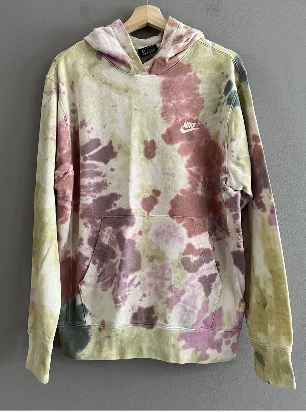 Nike Sportswear Hoodie Mens Small Tie Dye Sweatshirt DJ0488-638 Paint Splash